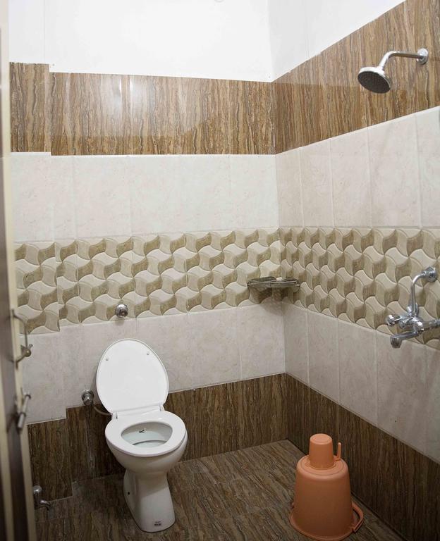 Assi River Guest House Benares Buitenkant foto