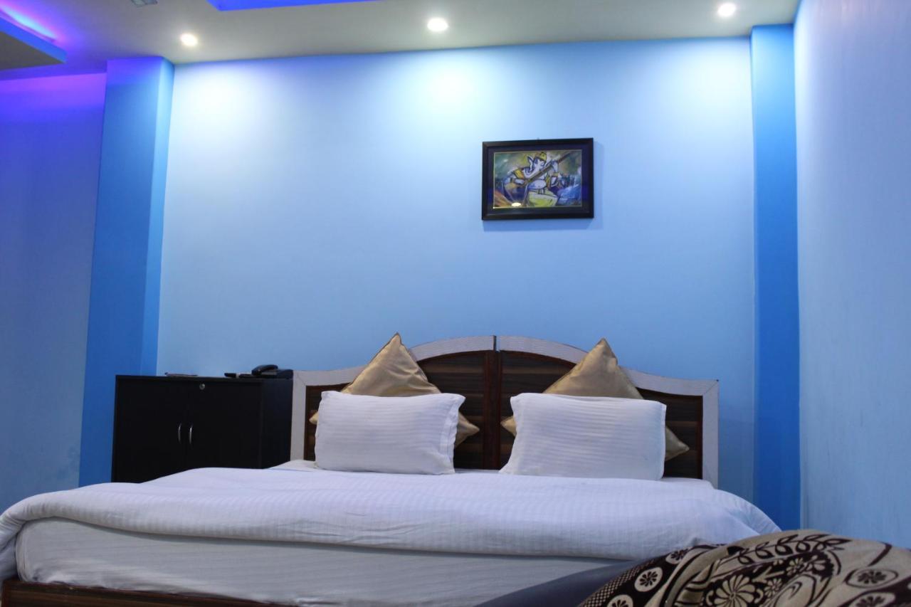 Assi River Guest House Benares Buitenkant foto